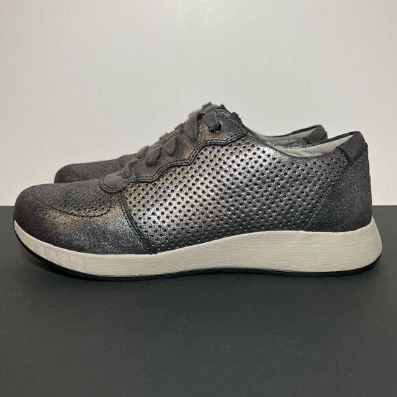 Womens DANSKO Christina Metallic Silver Casual Shoes / Size 6.5-7 / EU 37 - Picture 3 of 9